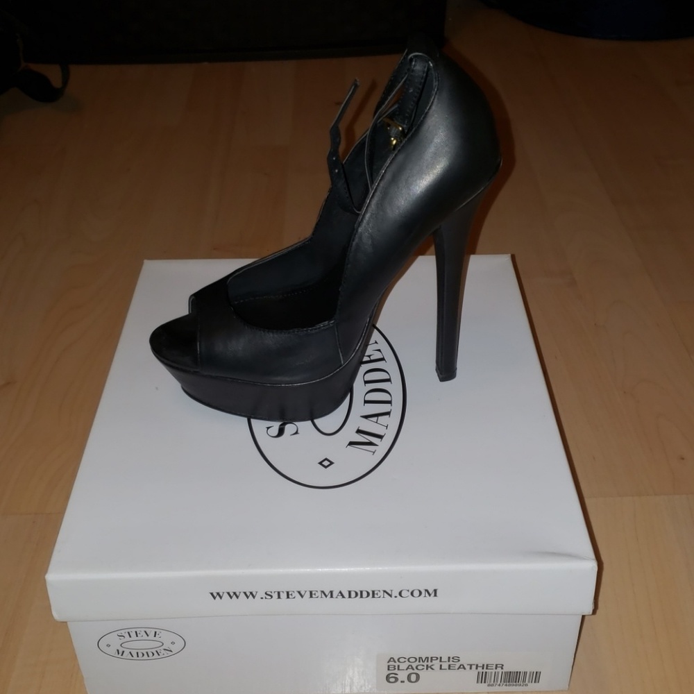 Steve madden